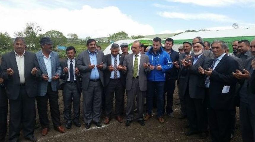 Tkdk Destekleri S&uuml;r&uuml;yor