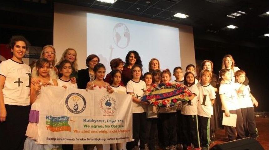 Nesibe Aydın Okulları Gelecek Problemleri &Ccedil;&ouml;zme Yarışması&rsquo;nda Junıor Dalında D&uuml;nya 1.&rsquo;si