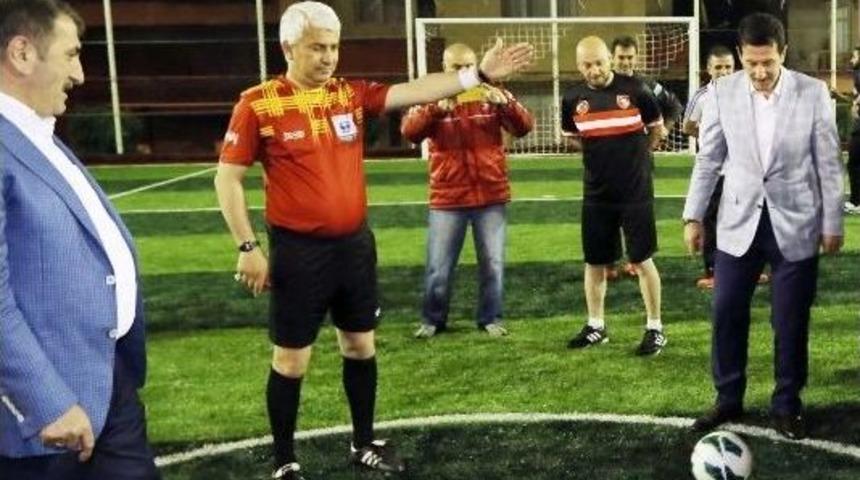 Şehitlere Saygı Turnuvası Dualarla Başladı