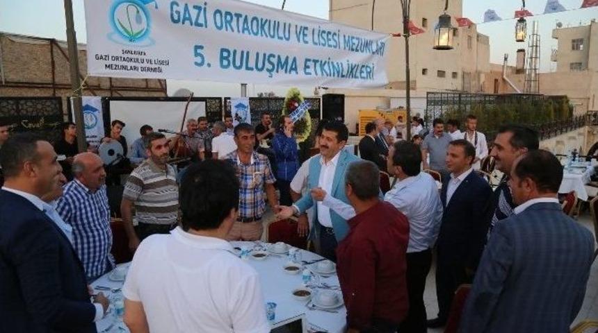 Gazi Lisesi Mezunları Bu Gecede Buluştular