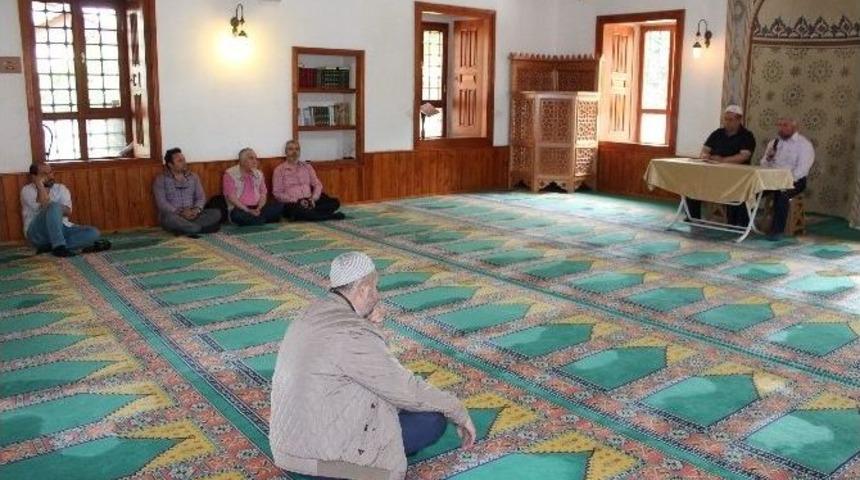 Vefat Etmiş Gazeteciler İ&ccedil;in Mevlit Okutuldu