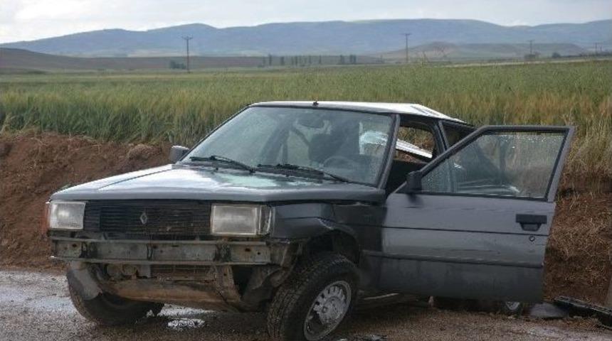 Sungurlu&rsquo;da Trafik Kazası: 2 Yaralı