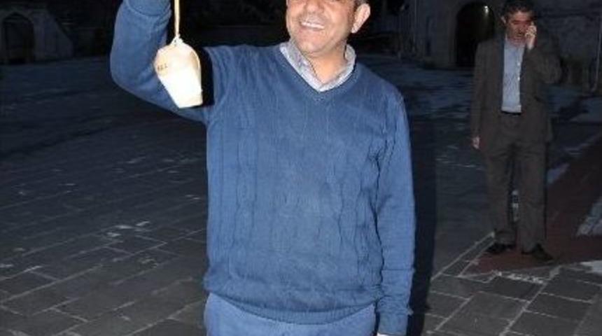 Kars&rsquo;ta Ramazan&rsquo;ın İlk İftar Topu Atıldı