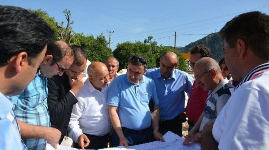 Demre Sakar Deresi Islah &Ccedil;alışması Devam Ediyor