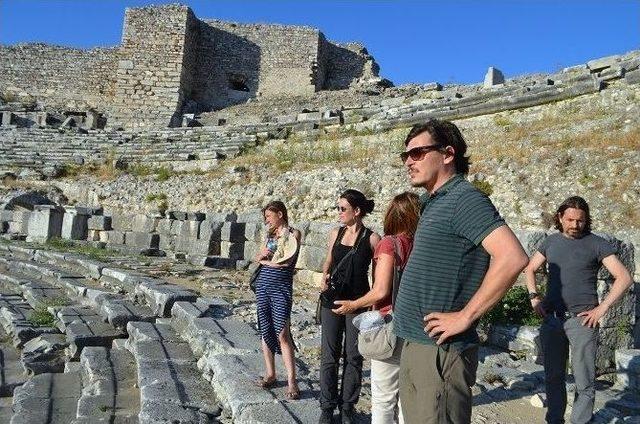 İtalyan Basını Didim’in Tarihi Yerlerini Keşfetti