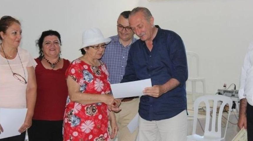 Didim&rsquo;de K&uuml;lt&uuml;r Sanat At&ouml;lyesi Kursiyerlere Sertifikalarını Aldı