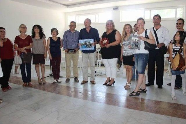 Didim’de Kültür Sanat Atölyesi Kursiyerlere Sertifikalarını Aldı