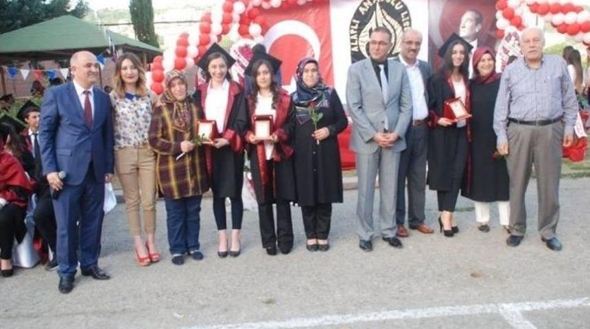 Alaplı Anadolu Lisesi&rsquo;nde Mezuniyet Coşkusu