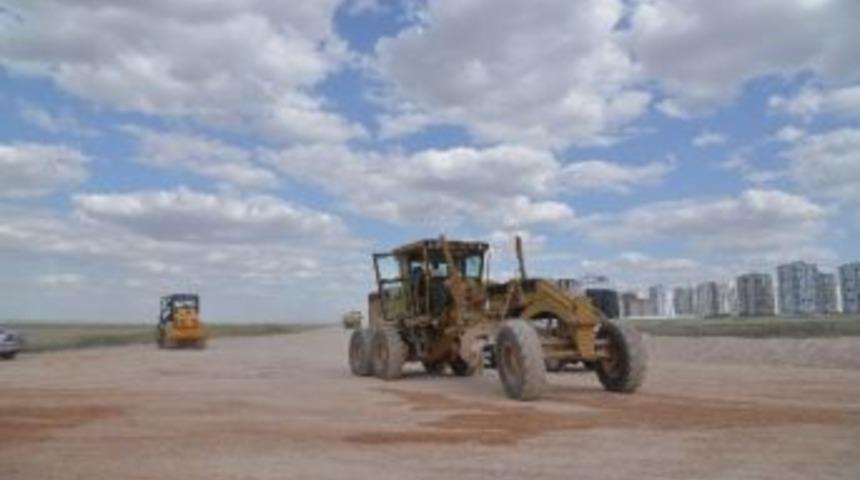 Diyarbakır&rsquo;da Merkez İl&ccedil;elere 22 Kilometrelik Yeni Yol Yapılıyor