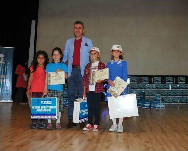 Akşehir Bir Milyon Kitaba Koşuyor Ödül Töreni Yapıldı