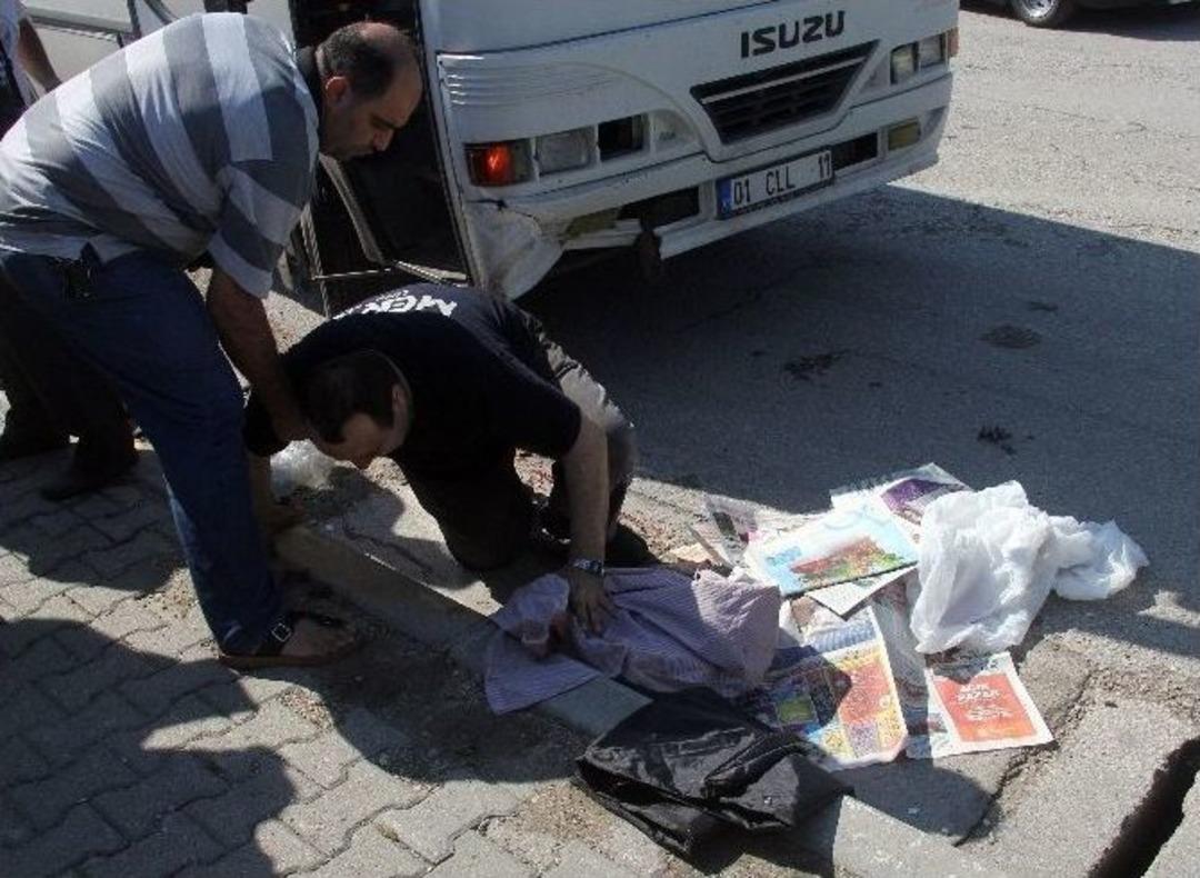 Okul Yolunda &Ouml;len Evlada Son Bakış