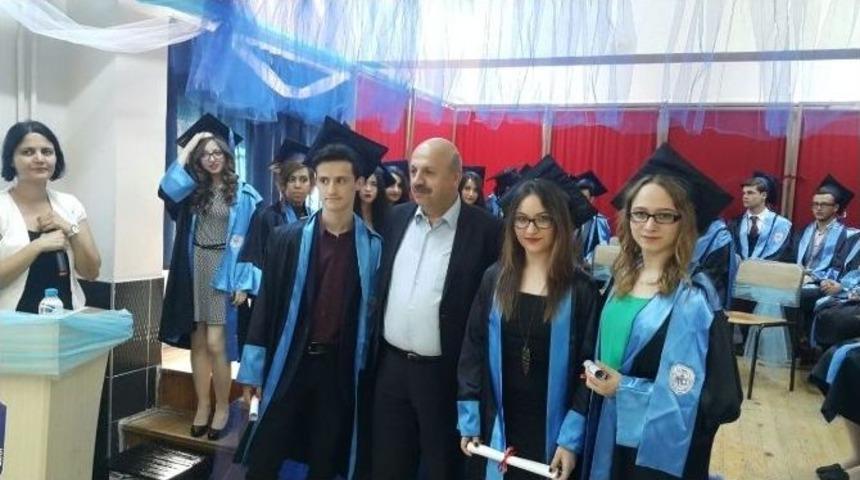 Muzaffer &Ccedil;il Anadolu Lisesi&rsquo;nden Sade Mezuniyet T&ouml;reni