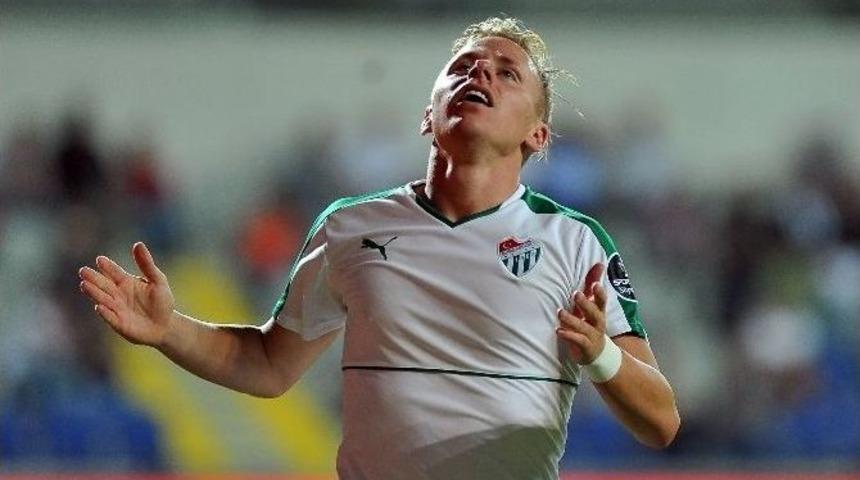 Bursaspor Yıldızları İle Yollarını Ayırıyor