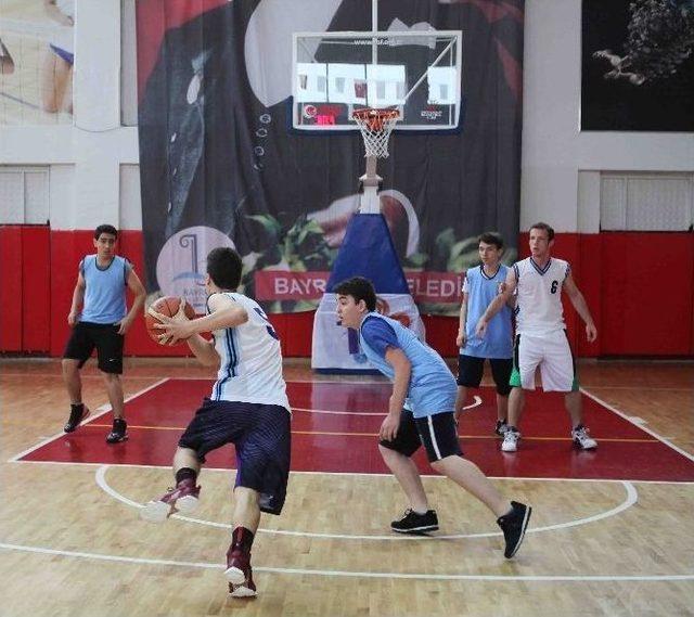 Bayraklı Basketbol Turnuvası Yoğun İlgi Gördü