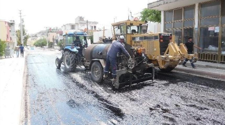 Silifke Belediyesi Asfalt Sezonunu A&ccedil;tı