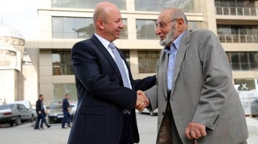 Kocasinan Belediye Başkanı Ahmet &Ccedil;olakbayrakdar: