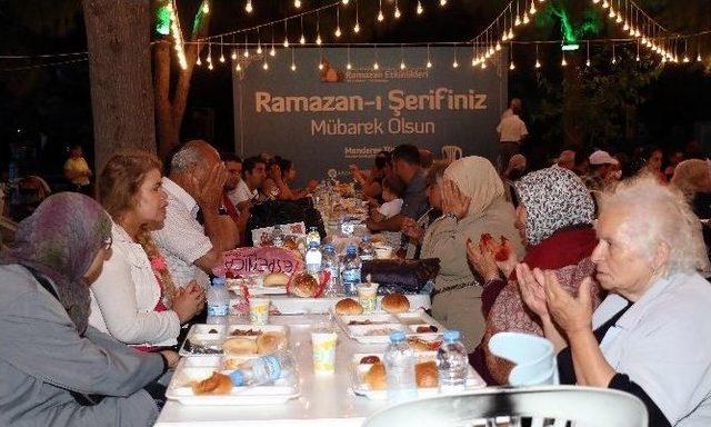 Büyükşehir Belediyesi İftar Geleneğine Devam Etti