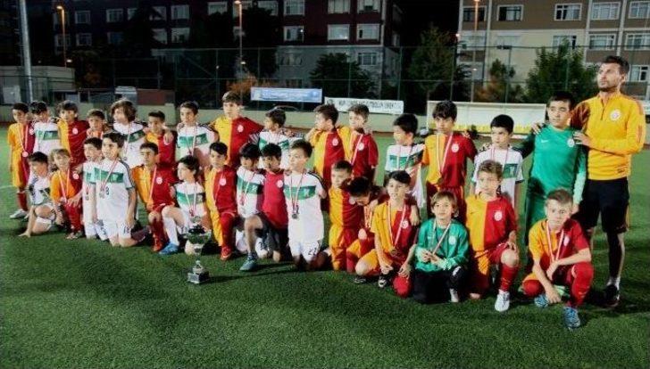 Miniminiklerde Bir Turnuva, İki Şampiyon G1