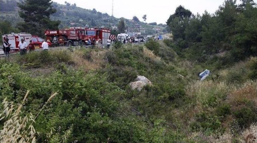 Mersin&rsquo;de Kaza: 4 Yaralı