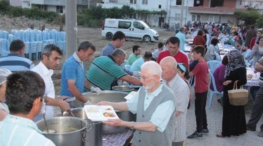 Kepez&rsquo;de Geleneksel Ramazan Sofraları