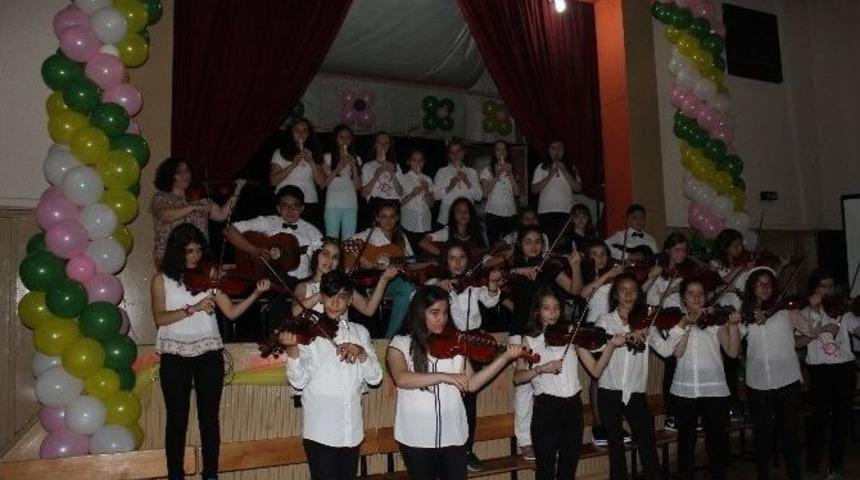 Yayla&rsquo;da M&uuml;zik Ve Şiir Ş&ouml;leni