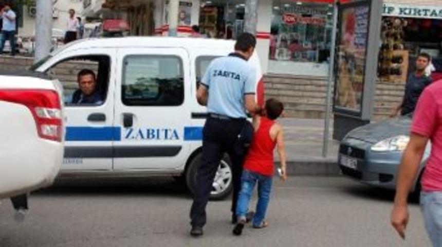 Zabıta Ekipleri Dilenci Peşinde