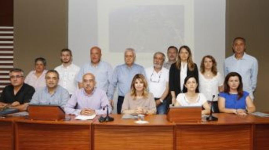 Kaş&rsquo;ta Havalimanı Projesine Meslek Odalarından Tepki