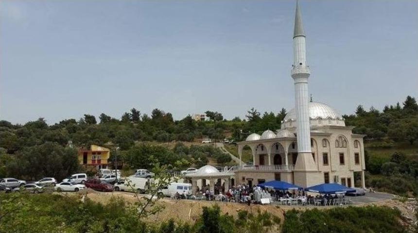 Babası Adına Manavgat&rsquo;a Cami Yaptırdı