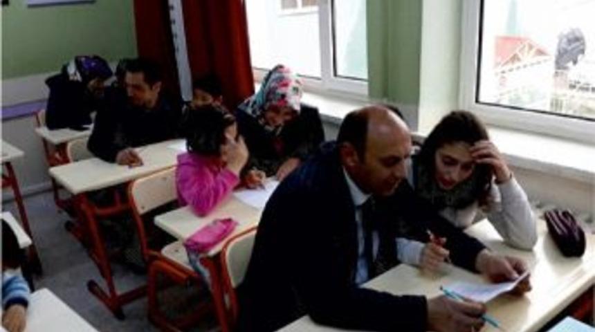 Şiran&rsquo;da &lsquo;ailemle Okuyorum&rsquo; Projesine Yoğun İlgi