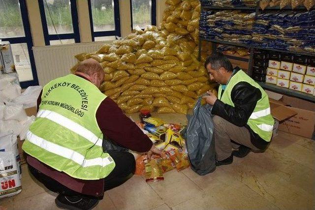 Tekkeköy Belediyesi’nden 2053 Haneye Ramazan Yardımı