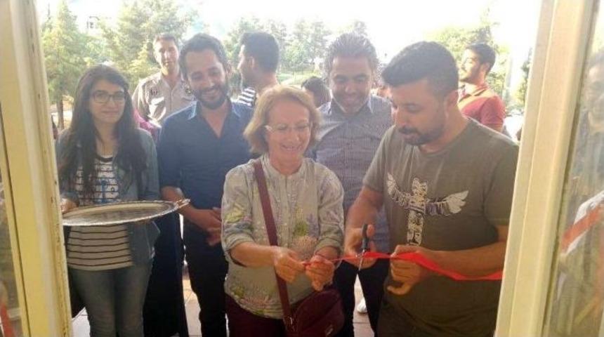 Ga&uuml;n Plastik Sanatlar Topluluğu &Ouml;ğrencileri Sergi A&ccedil;tı