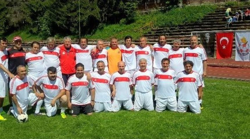 Asfad Romanya&rsquo;dan D&ouml;nd&uuml;