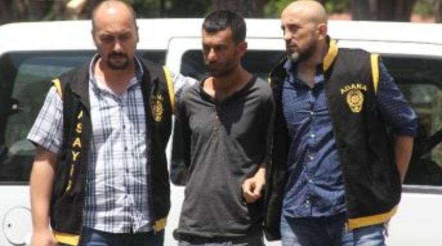 Kardeşini &Ouml;ld&uuml;ren Zanlı Adliyeye Sevk Edildi