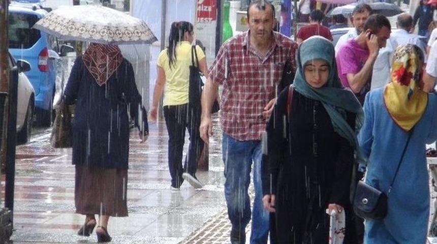 Manisa’yı Serinleten Yaz Yağmuru