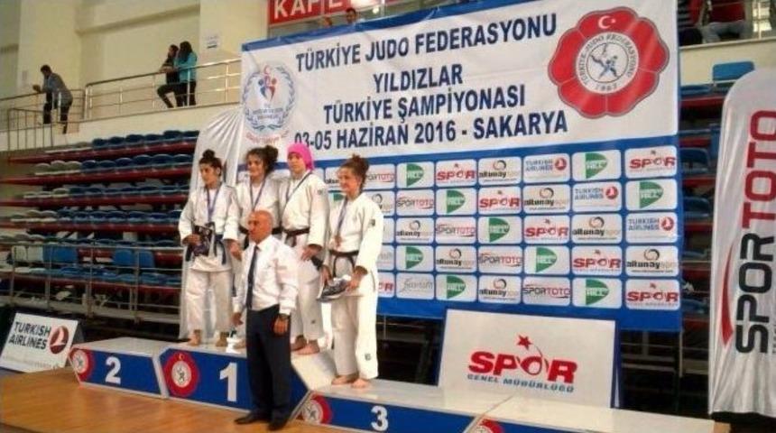 Yunusemreli Judocular Başarılarına Yenisini Ekledi