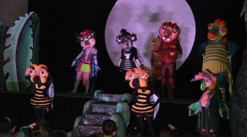 K&uuml;&ccedil;&uuml;k Bir Mucize Adlı &Ccedil;ocuk M&uuml;zikali