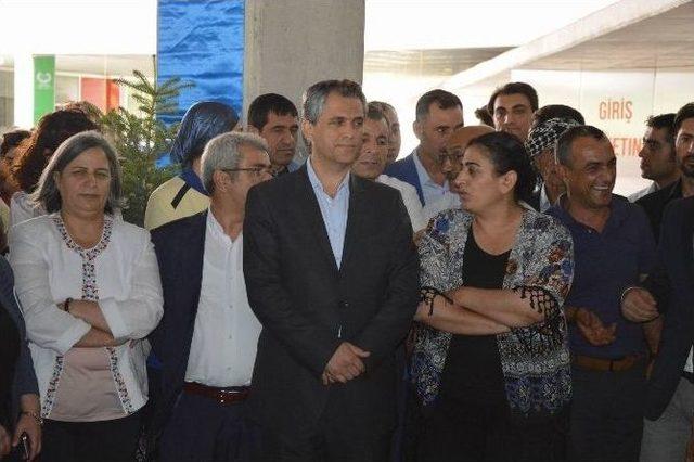 Hdp Eş Genel Başkanı Selahattin Demirtaş: