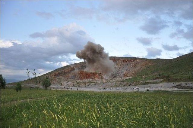 Muş’ta Ele Geçirilen 1 Ton Bomba İmha Edildi