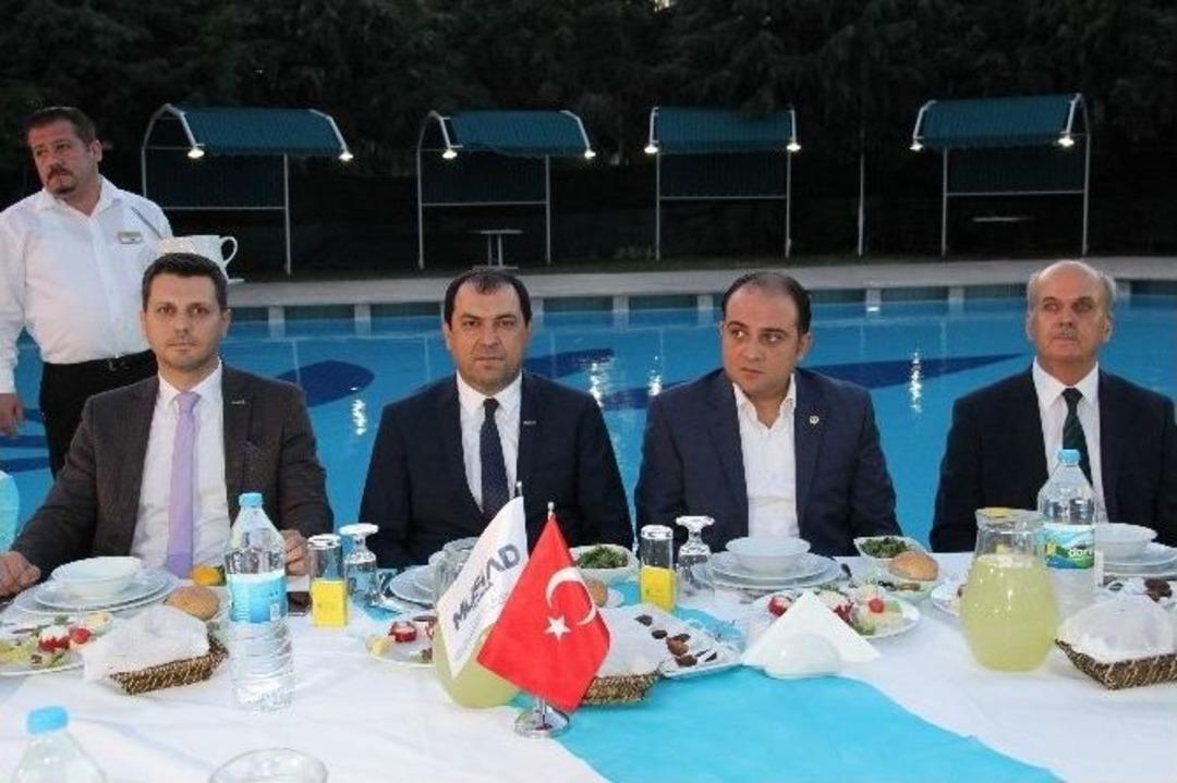 Manisalı İş Adamları M&uuml;siad&rsquo;ın İftarında Buluştu