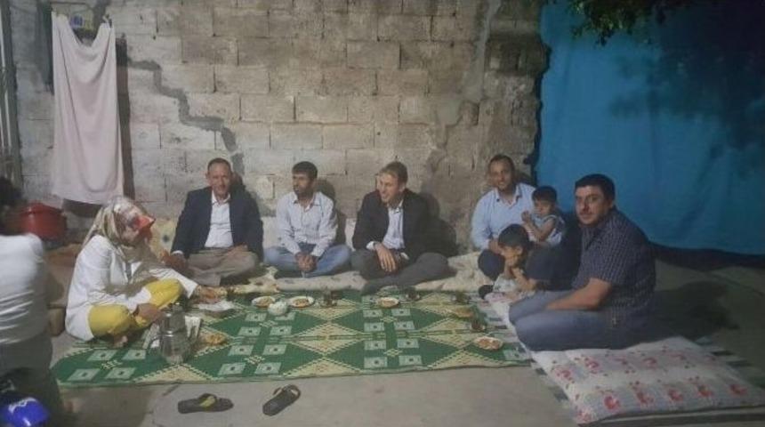 Ak Parti&rsquo;li &Ccedil;alapkulu Bir Ailenin İftar Sofrasına Konuk Oldu