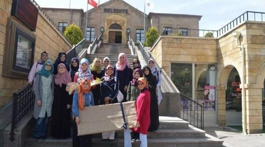 Kız İmam Hatip Lisesi &Ouml;ğrencileri Başkan Yıldız&rsquo;ı Ziyaret Etti