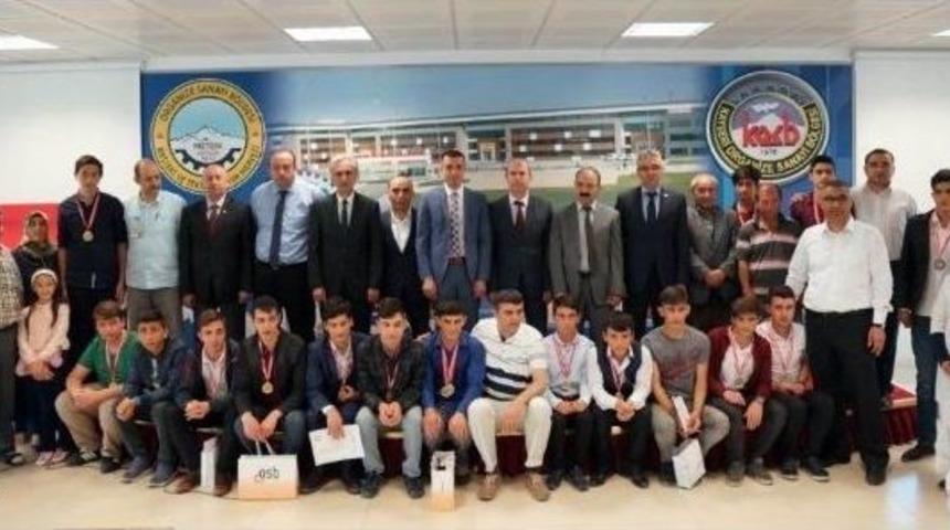 Osb Metem&rsquo;de Bilgi, Beceri Ve Yetenek Yarışması D&uuml;zenlendi