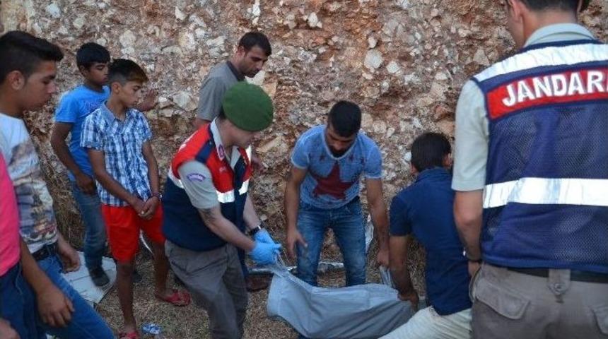 Antalya&rsquo;da Trafik Kazası: 1 &Ouml;l&uuml;