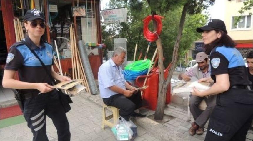 Nevşehir Emniyeti &ldquo;dikkat Dolandırılmayın&rdquo; Yazılı İmsakiye Dağıttı