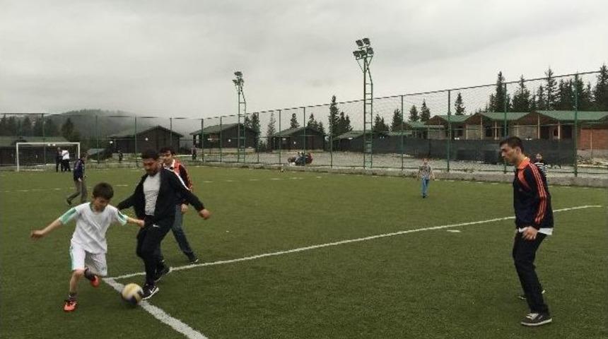 Trabzon’da Otistik Çocuklar Doyasıya Eğlendi