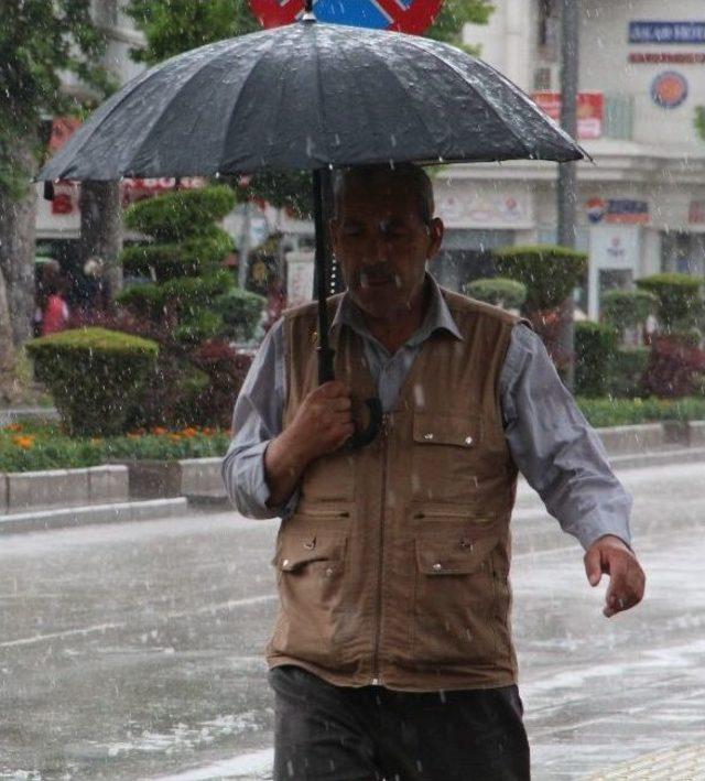 Elazığ’da Yağmur Sevinci