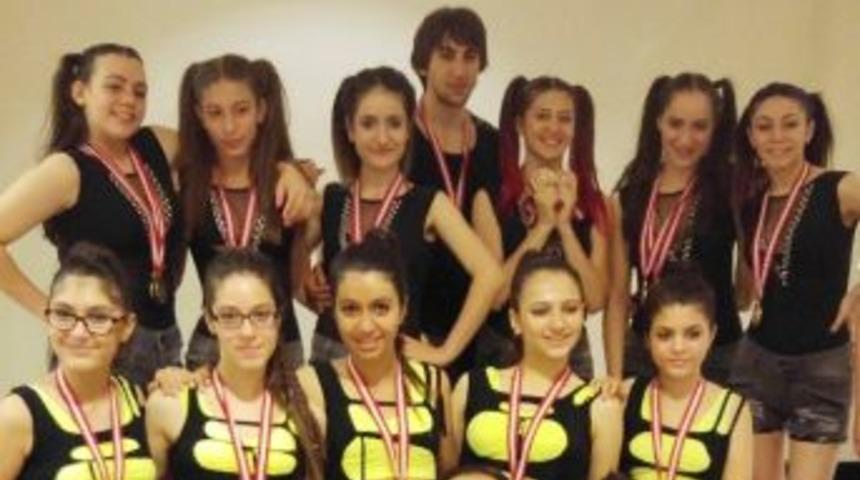 &Ccedil;abed&rsquo;li Sporcular T&uuml;rkiye&rsquo;yi Temsil Edecek