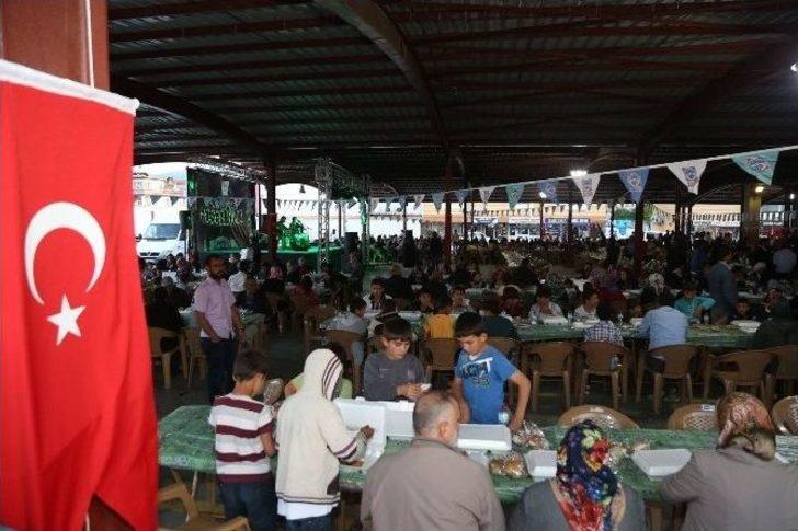 Başkan Büyükkılıç Osmanlı Mahalles Sakinleri İle İftar Yaptı G5