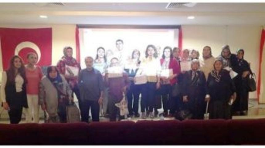 Diyabet Okulu Kursiyerlerine Sertifika