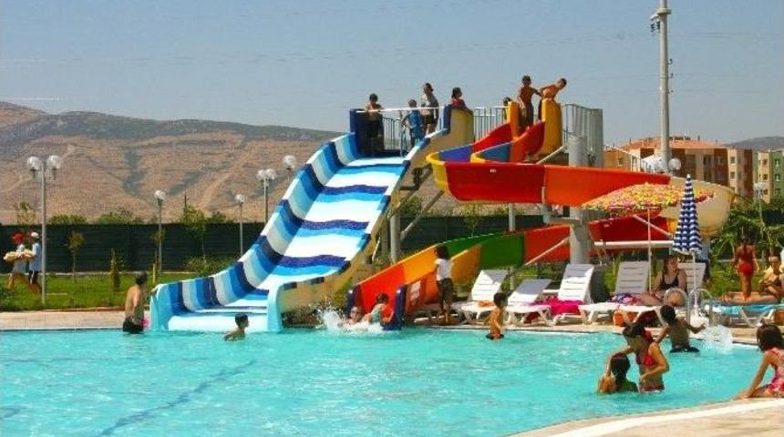 Aquapolis Y&uuml;zme Havuzu A&ccedil;ılıyor